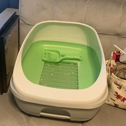 Beeeze Litter Box 