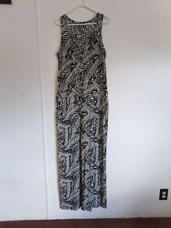 Cupio Black & White Geometric Jumpsuit Size 2X Women's