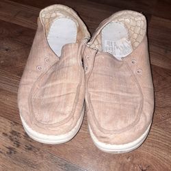 Womens Size 9 Heydudes No insouls Tan Color