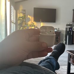 AirPods 2 Generation  