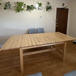 Solid Wood Dining Table / 4 Chairs 5’ X 3’ Closed, 7’ X 3’ Extended