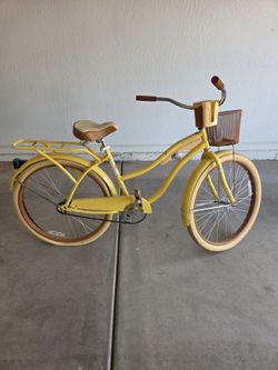 Huffy Beach Cruiser - 26" Tires