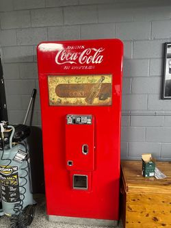 1950s coca cola machine