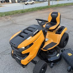 Cub Cadet LT146 rider Mower 