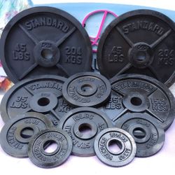 SET  OF  BLACK  CAP  OLYMPIC  PLATES  {PAIRS OF}  :  45s  35s  25s  10s  5s  2.5s  