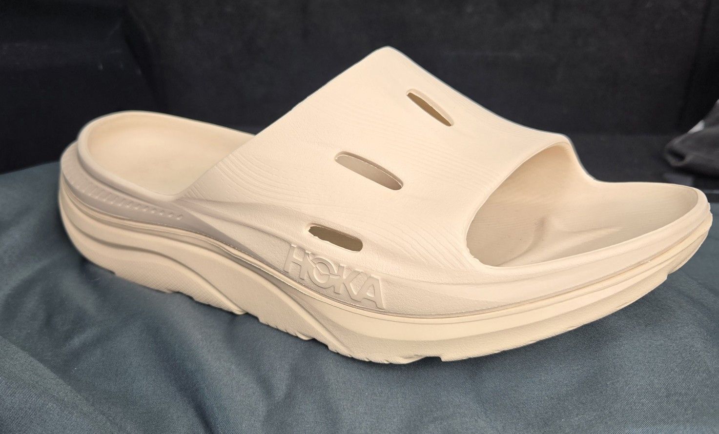 HOKA SLIDES