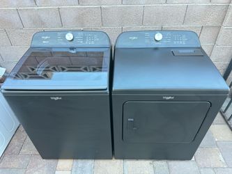 Like New Whirpool washer and Electric Dryer