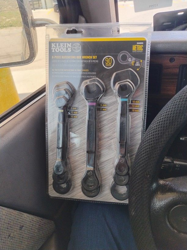 Klien Tools 90 Tooth 8 Piece