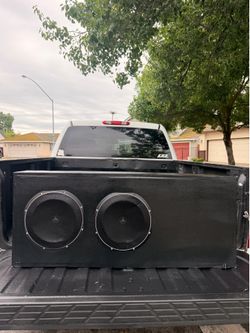 JL AUDIO 12tw1 shallow mount