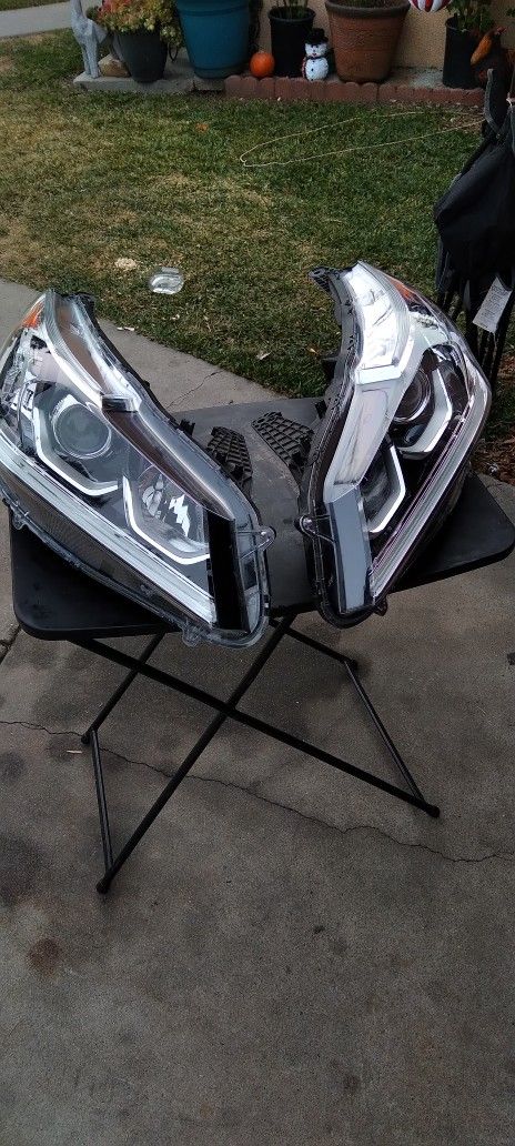 2016-17 Honda Headlight Assembly Pair 