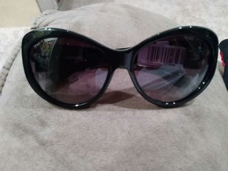 Brand new Michael Kors sunglasses $100 retail on sale $183