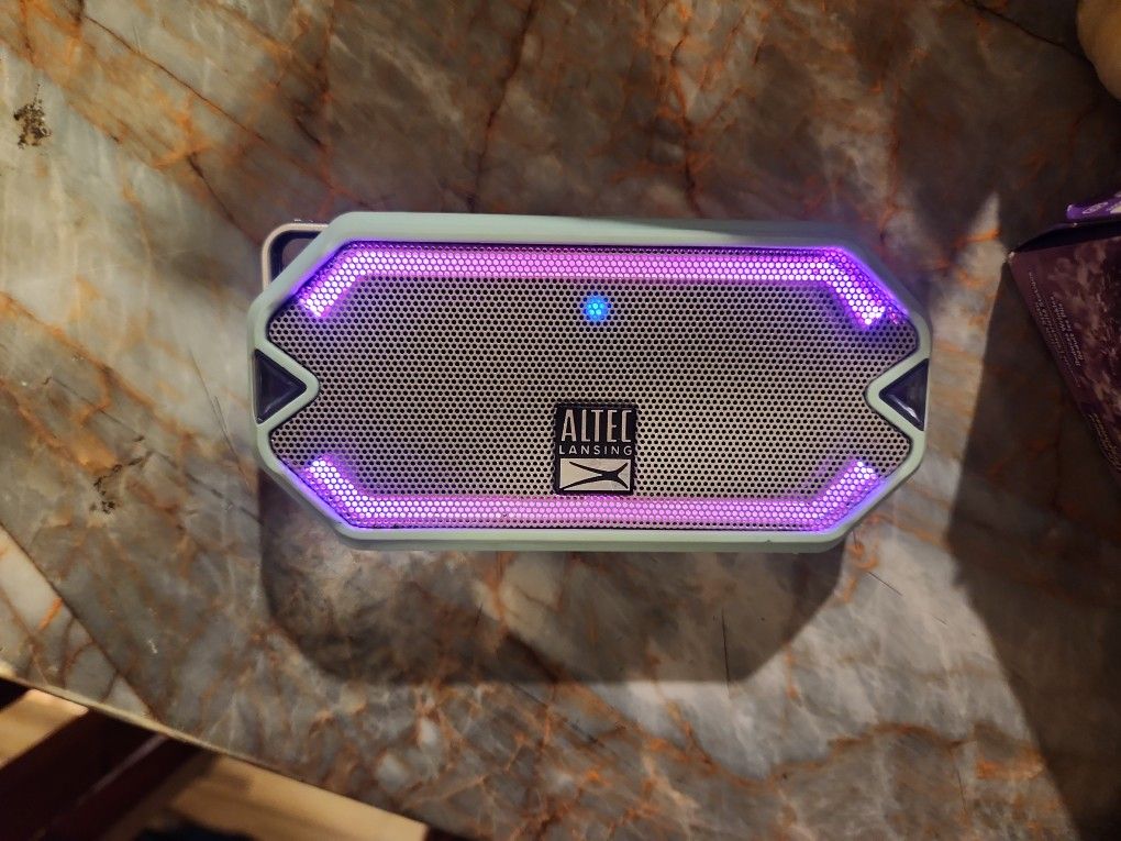 Alter Speaker