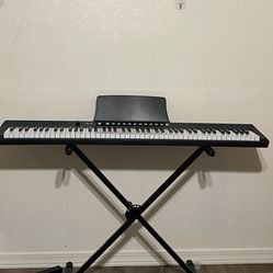 Key board and keyboard stand 