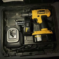 DeWault 18V 1/2" Compact Cordless Drill/Driver w/ Battery – Fully Tested