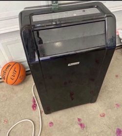 $75 Firm !! Everstar portable air conditioning unit