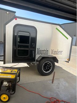 Mountain wanderer small lightweight camper