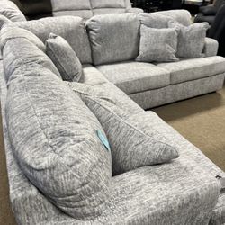 Stunning Nice Cozy Sectional!
