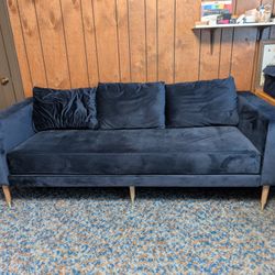 Sabai Essential Sofa 