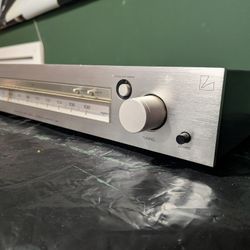Luxman Am/Fm Tuner 