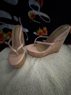 Wedge sandals beige/nude size 8.5