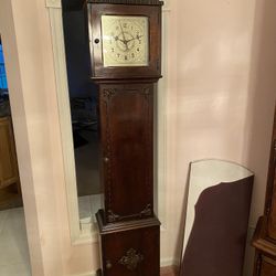 Antique Grandfather Clock 6’ Tall