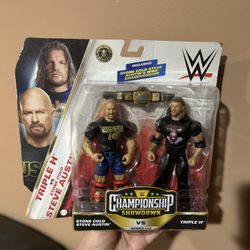 Mattel WWE Championship Showdown 2-Pack Action Figures & Accessory, Series #15 Stone Cold x Triple H