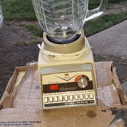IMPERIAL OSTERIZER BLENDER TOUCH N PULSE 10 SPEED AND SUNBEAM MIXER MIX MASTER 6 SPEEDS