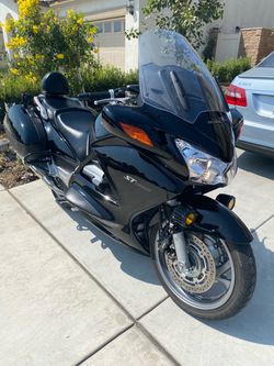 Honda motorcycle st1300 abs