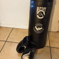 Boxing Bag & Glove W/ Hooks 