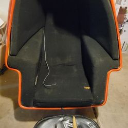 Lee West Original 1970s Mid Century Modern Egg Chair
