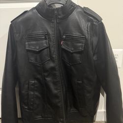 Levi's Mens Faux Leather Aviator Bomber Jacket. Excellent Condition. Black