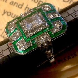 Antique Art Deco Silver Natural Green Sapphire & CZ Gemstone Ring - Size 6