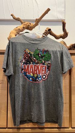Marvel Gray Graphic Tee Men’s Large