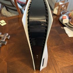 Sony PS5 Disc Edition (Original 2020 Model) - Excellent Condition + Stand