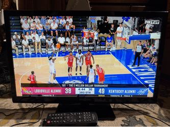 24" Insignia LED TV with Remote NS-24E200NA14