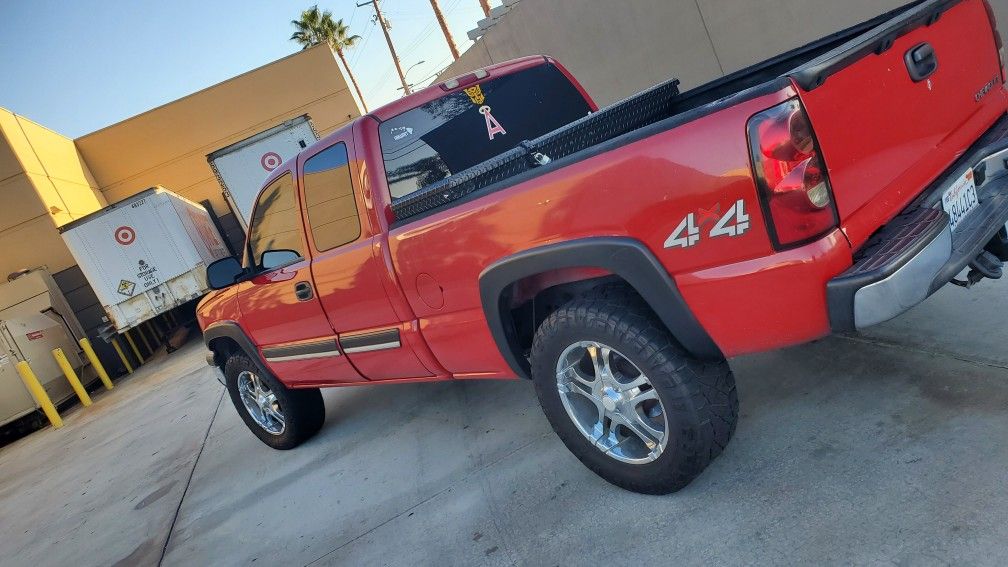 2004 Chevrolet Silverado 1500