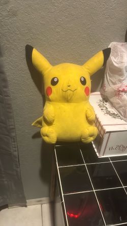pikachu stuffed animal Pokémon collector 