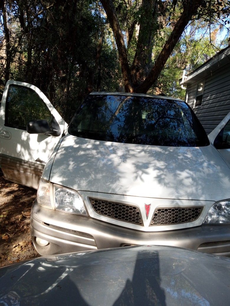 2005 Pontiac Montana