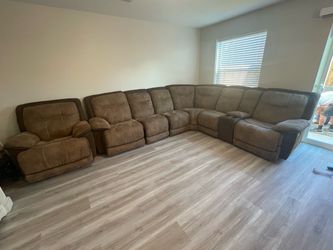 Sectional couch