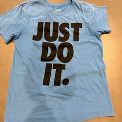 The Nike T-shirt Teen/man