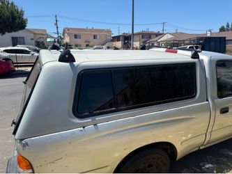 Camper para una Toyota Tacoma cama corta del 1999 al 2004