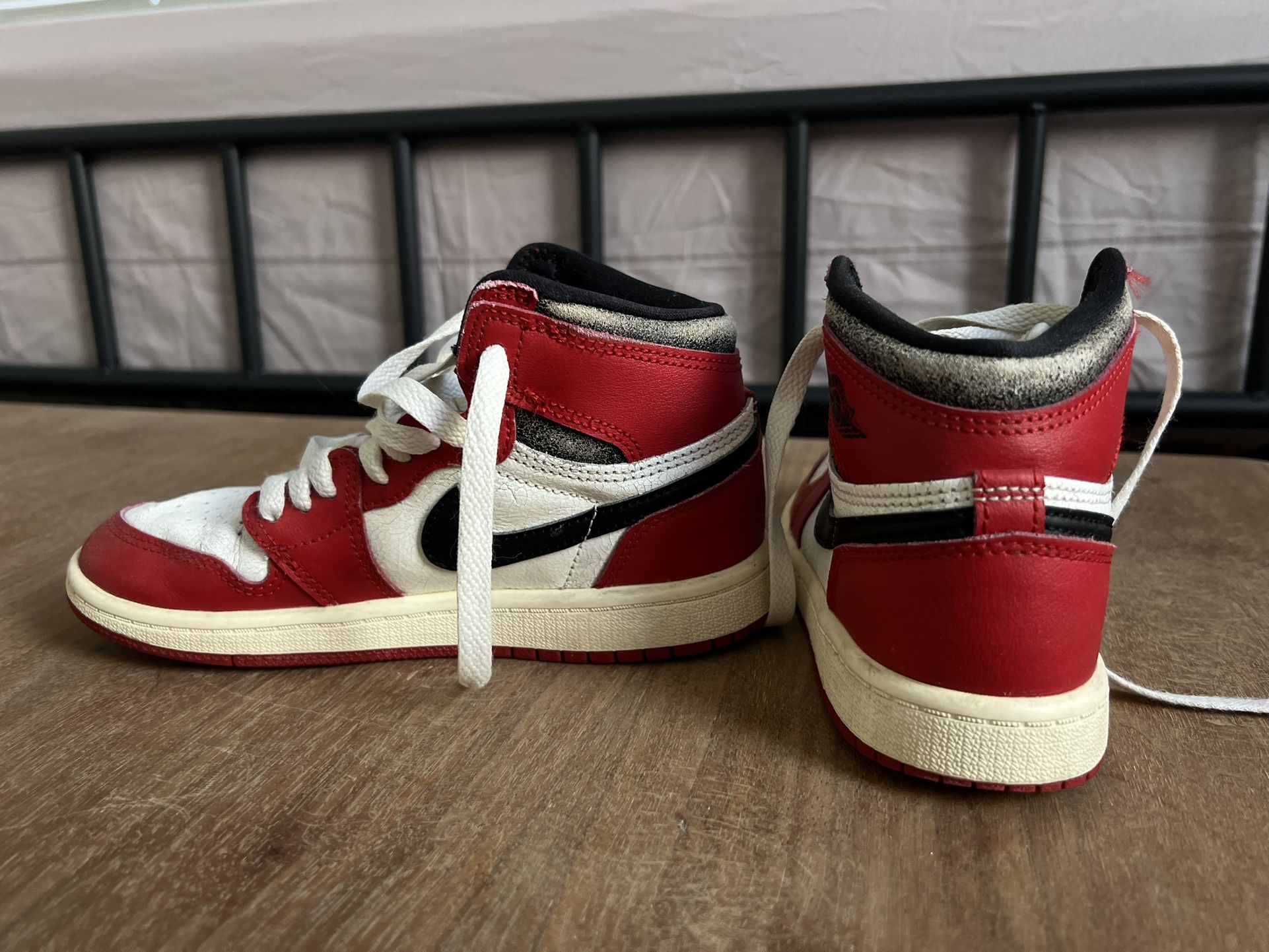 Kids Air Jordan 1