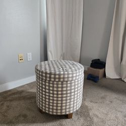 Plaid Round Ottoman W/storage
