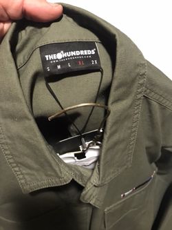 The hundreds. Military style shirt. Sz xl . NWT
