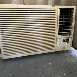 Window Air Conditioner  In Good Working Condition 