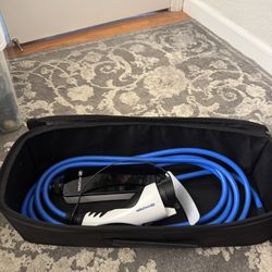 GENUINE HYUNDAI KONA IONIQ PORTABLE UK 3PIN EV WITH BAG