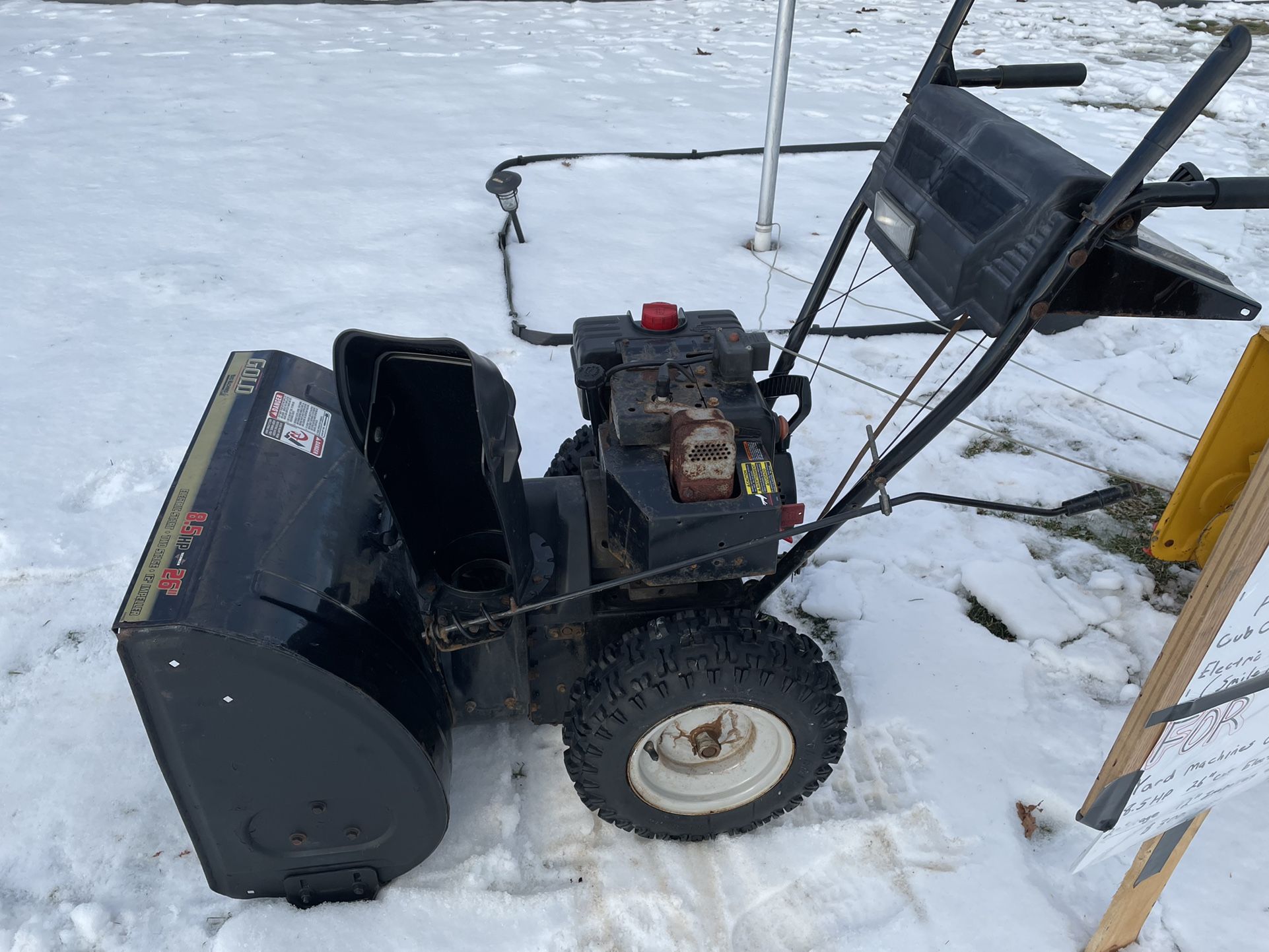 26” 8.5 Hp Snow Blower