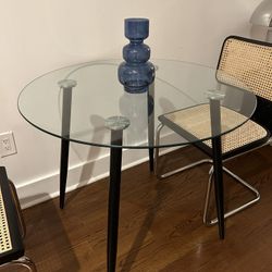 Round Glass Dining Table Tempered Glass Top with Sturdy Metal Legs