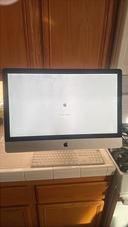 Apple iMac All-in-One Desktop Computer