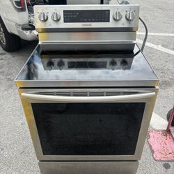 Stove Samsung . Price Including Delivery 
